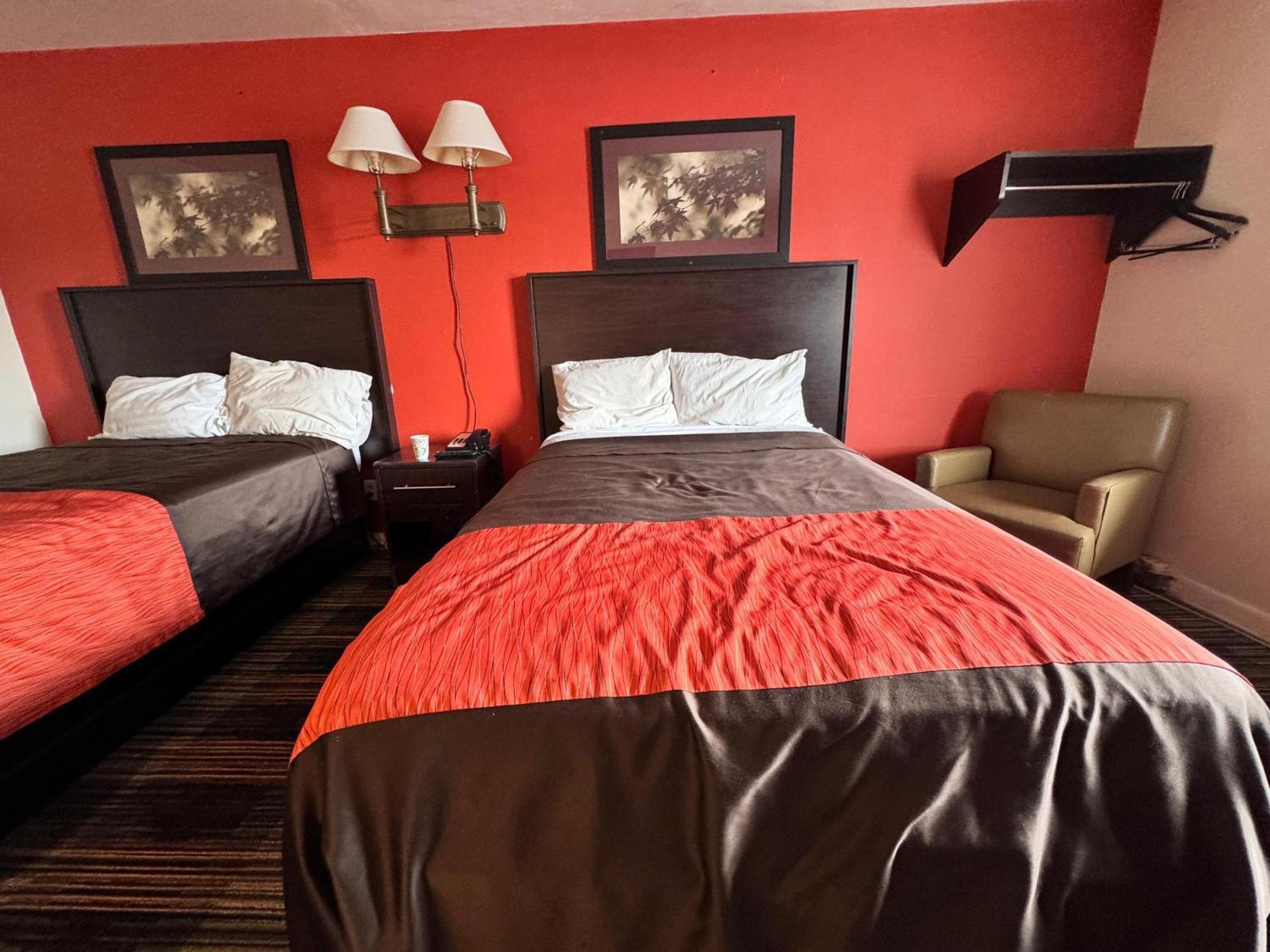 Oyo Palm Leaf Motel Ashland Dış mekan fotoğraf