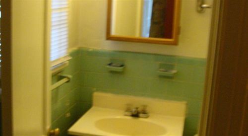 Oyo Palm Leaf Motel Ashland Dış mekan fotoğraf